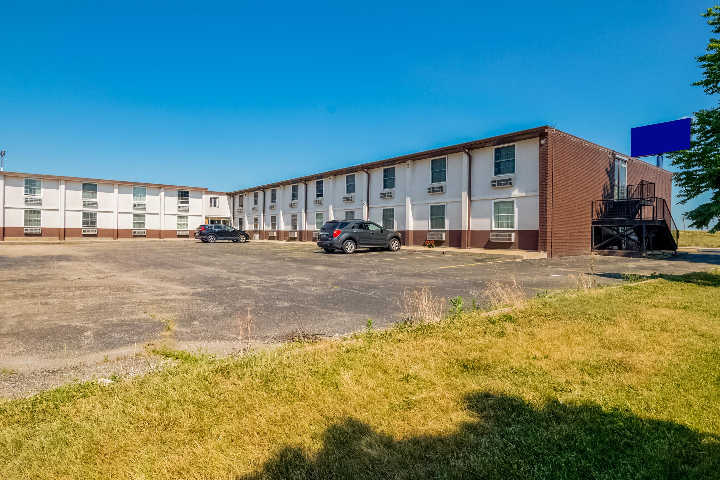 Oyo Hotel Morton East Peoria I-74 Extérieur photo